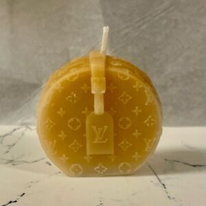 Gold Circular Luxury Candle Purse | Elegant Home Decor